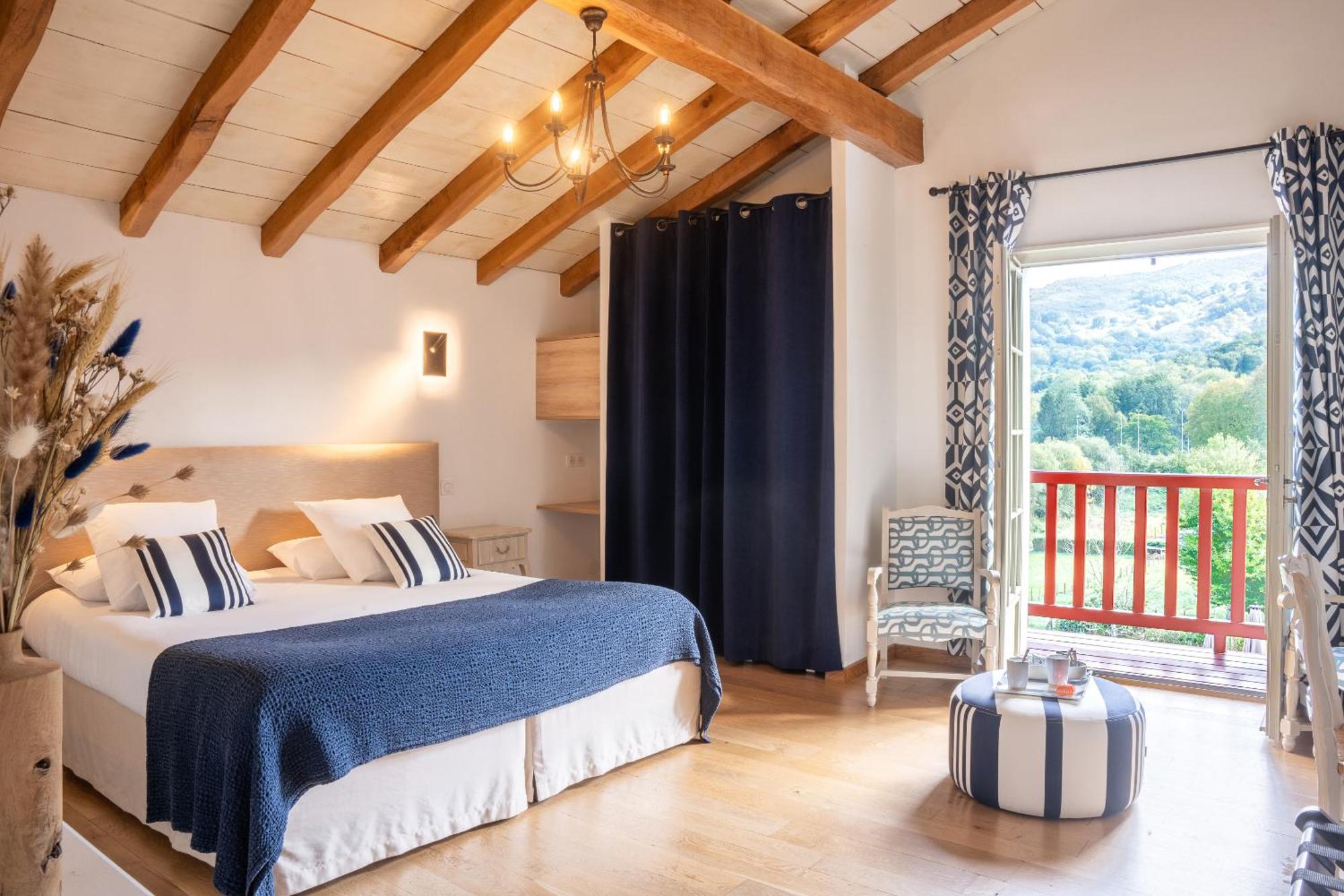Hotel Restaurant & Spa La Maison Oppoca Aïnhoa Pokoj fotografie
